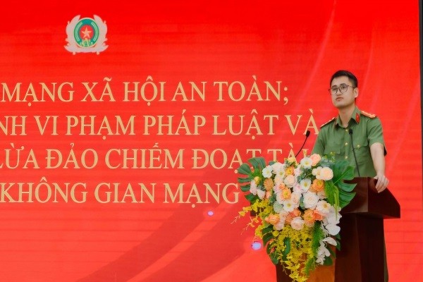 Tuổi trẻ Công an Hưng Yên tăng cường công tác tuyên truyền phổ biến giáo dục pháp luật