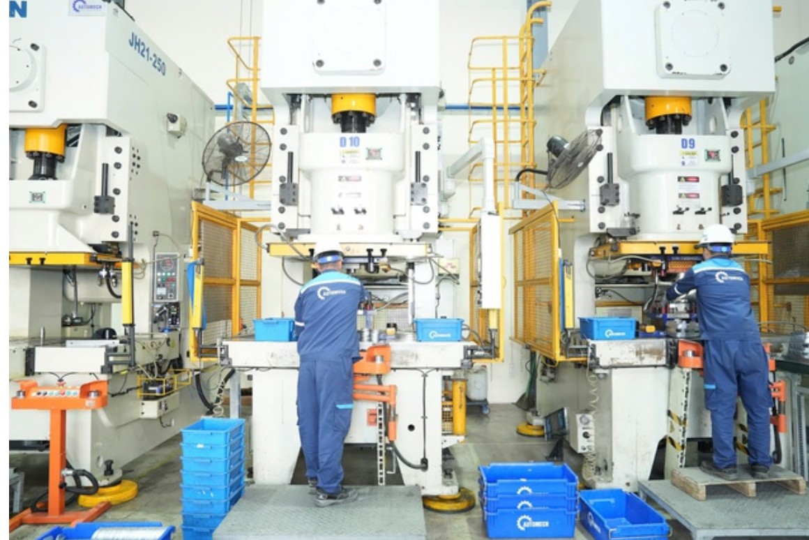 Hà Nội: GRDP năm 2025 tăng 8,16% Hà Nội: GRDP năm 2025 tăng 8,16%