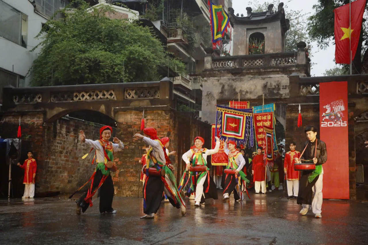 Điệu múa Bồng hàng ngàn năm tuổi trên đất Thăng Long.