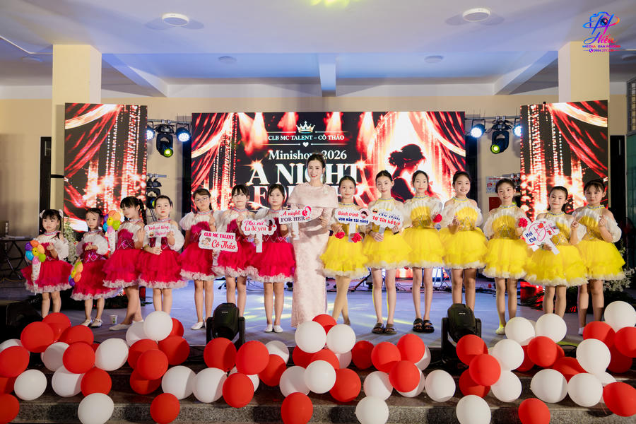 Từ lớp học nhỏ đến sân khấu yêu thương: Cô giáo làng làm nên “A NIGHT FOR HER”.