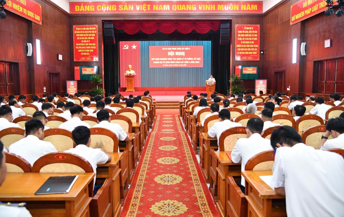 BTL Vùng Cảnh sát biển 4 vững mạnh về chính trị tư tưởng, giữ nghiêm kỷ luật, hoàn thành xuất sắc mọi nhiệm vụ BTL Vùng Cảnh sát biển 4 vững mạnh về chính trị tư tưởng, giữ nghiêm kỷ luật, hoàn thành xuất sắc mọi nhiệm vụ