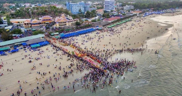 Hơn 378.000 du khách đến tham quan, chiêm bái Lễ hội Dinh Cô