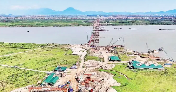 Hà Nội yêu cầu hoàn thành giải phóng mặt bằng 9 cầu vượt sông trước ngày 30/6/2026