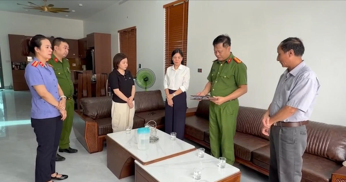 Khởi tố đối tượng lừa đảo chiếm đoạt tài sản trong giao dịch đất đai