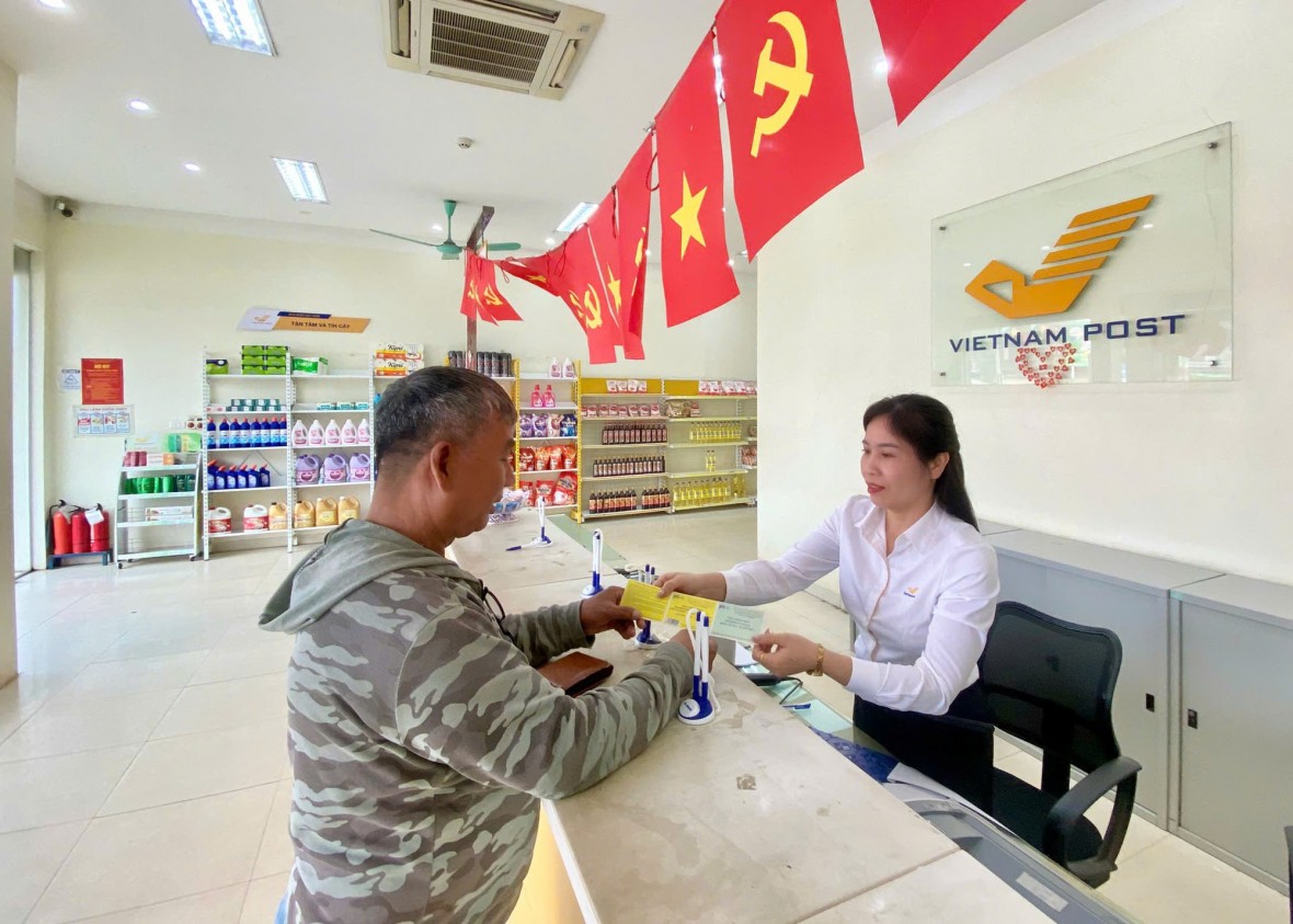 Gần 7.700 tỷ đồng an sinh chi trả đến người dân dịp Tết Nguyên đán 2026 Gần 7.700 tỷ đồng an sinh chi trả đến người dân dịp Tết Nguyên đán 2026