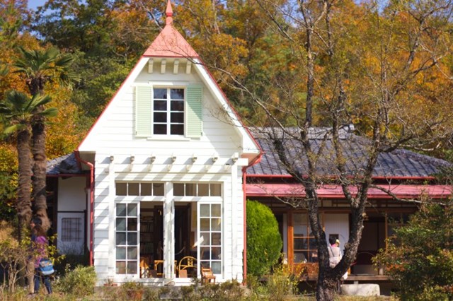 Ng&ocirc;i nh&agrave; của Mei & Satsuki ngo&agrave;i đời thực &nbsp;