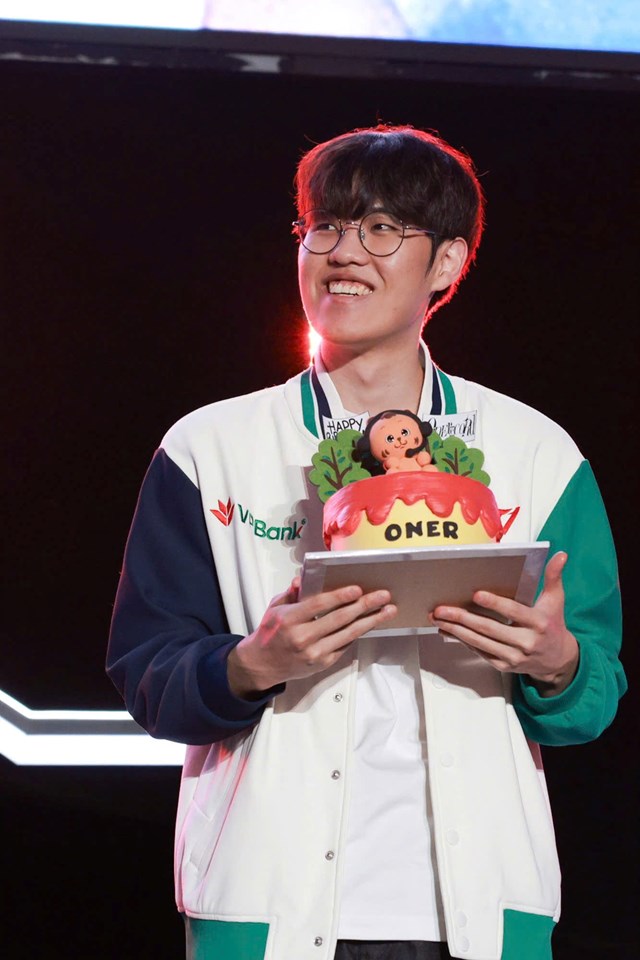 1,3 triệu người đồng thời xem Faker T1 thi đấu tại Việt Nam - Ảnh 8