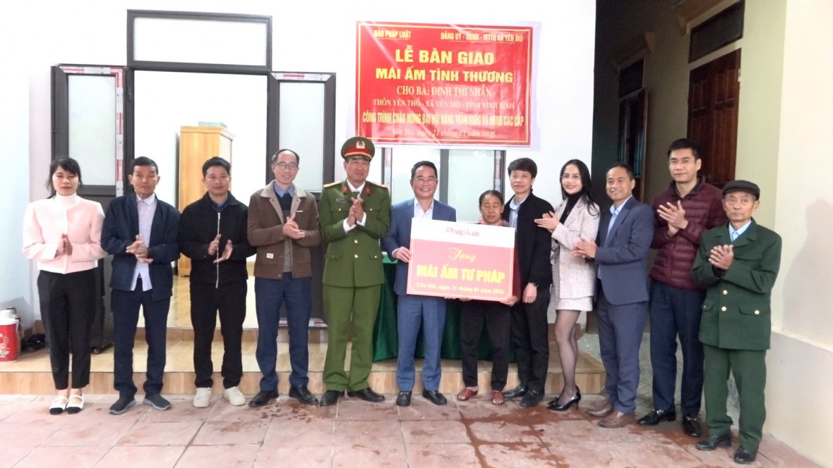 Báo Pháp luật Việt Nam trao “Mái ấm Tư pháp