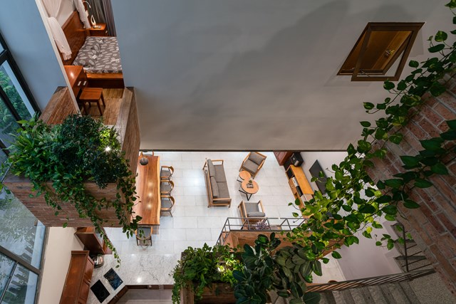 Những sắc xanh n&agrave;y được điểm xuyết trong c&aacute;c 