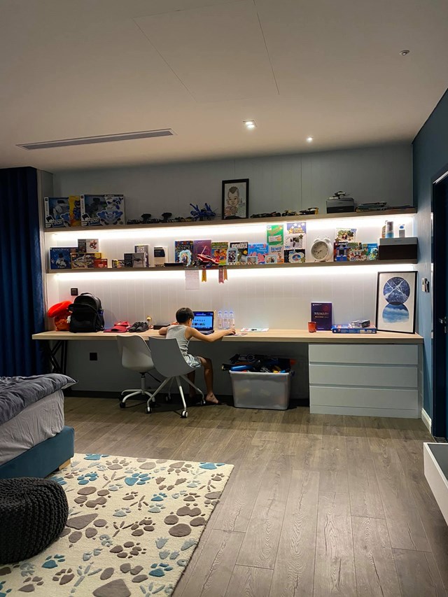 H&igrave;nh ảnh ph&ograve;ng ri&ecirc;ng rộng r&atilde;i của Subeo - cậu con trai lớn cũng được nam doanh nh&acirc;n chia sẻ.&nbsp;