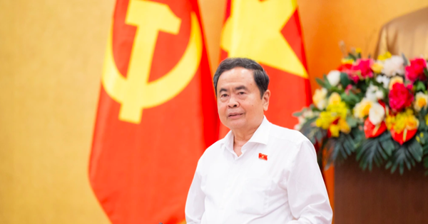Chủ tịch Quốc hội: Phân quyền cho đô thị đặc biệt trong xây dựng thể chế