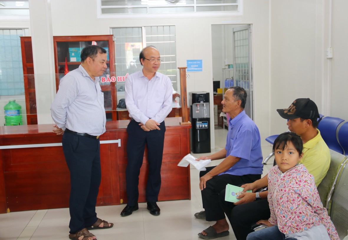 Thứ trưởng Bộ Tư pháp Phan Chí Hiếu: Cam kết hành động, đưa tiếng nói cử tri Cà Mau đến nghị trường