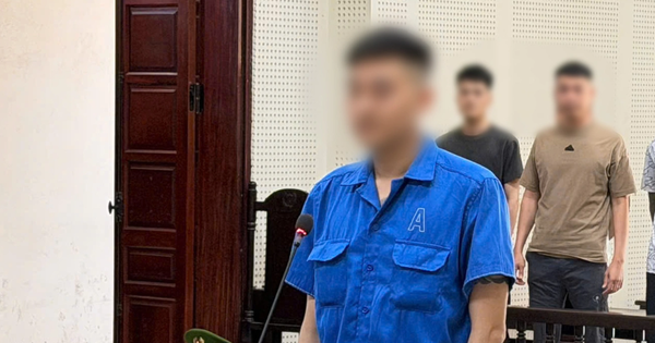 Bán ma túy, giữ súng quân dụng và pháo nổ, người đàn ông lĩnh án hơn 22 năm