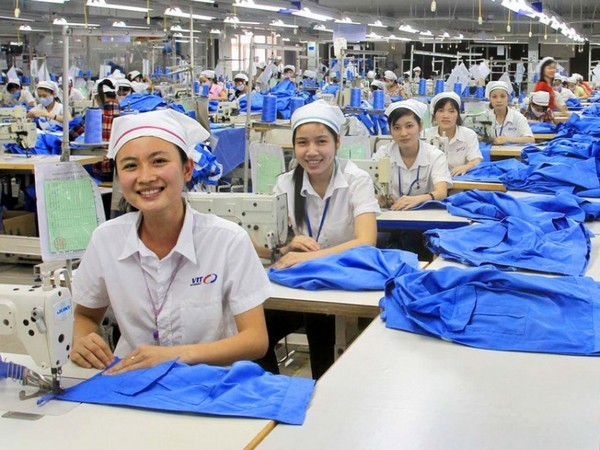 Mức thưởng Tết Bính Ngọ 2026 của các doanh nghiệp tại Nghệ An tăng so với năm ngoái.