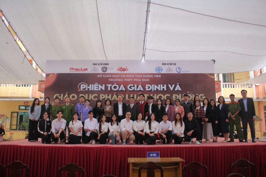 “Phiên tòa giả định và Giáo dục pháp luật học đường” - đưa pháp luật đến gần hơn với học sinh.