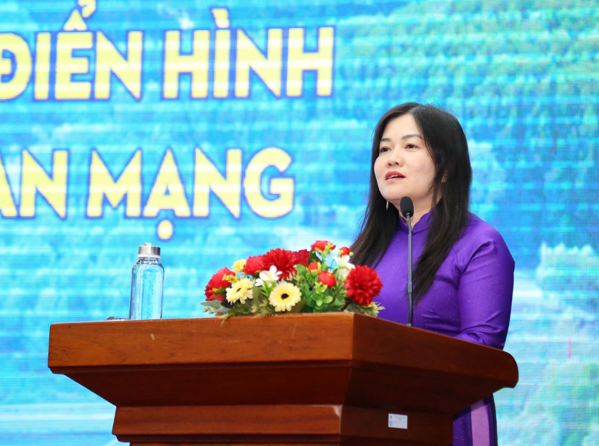 Cà Mau hướng tới địa phương điển hình về bảo vệ người dân trên không gian mạng