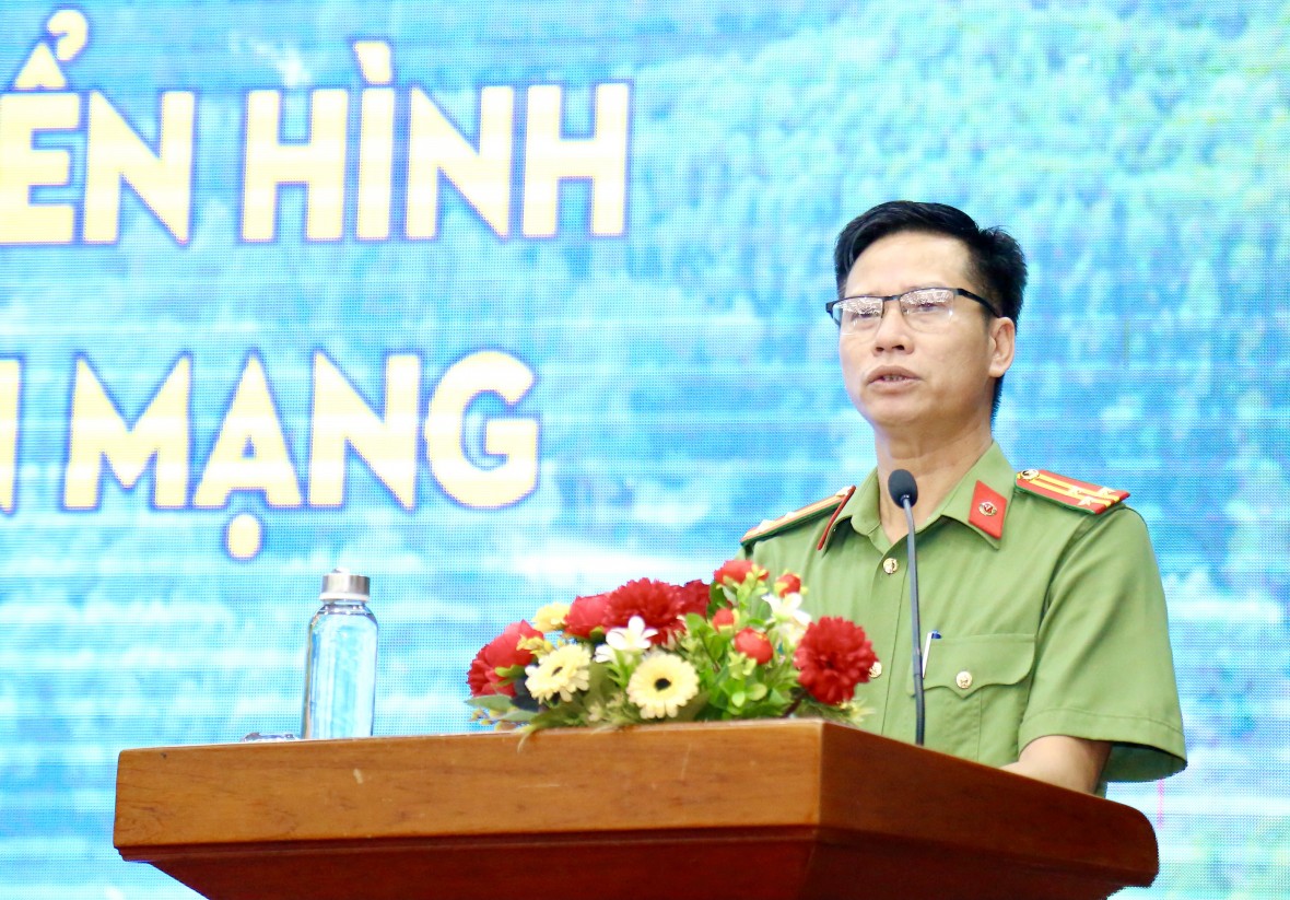 Cà Mau hướng tới địa phương điển hình về bảo vệ người dân trên không gian mạng