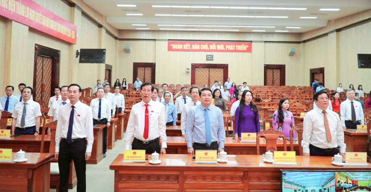 An Giang thông qua nhiều dự thảo nghị quyết quan trọng, sẵn sàng cho APEC 2027 An Giang thông qua nhiều dự thảo nghị quyết quan trọng, sẵn sàng cho APEC 2027