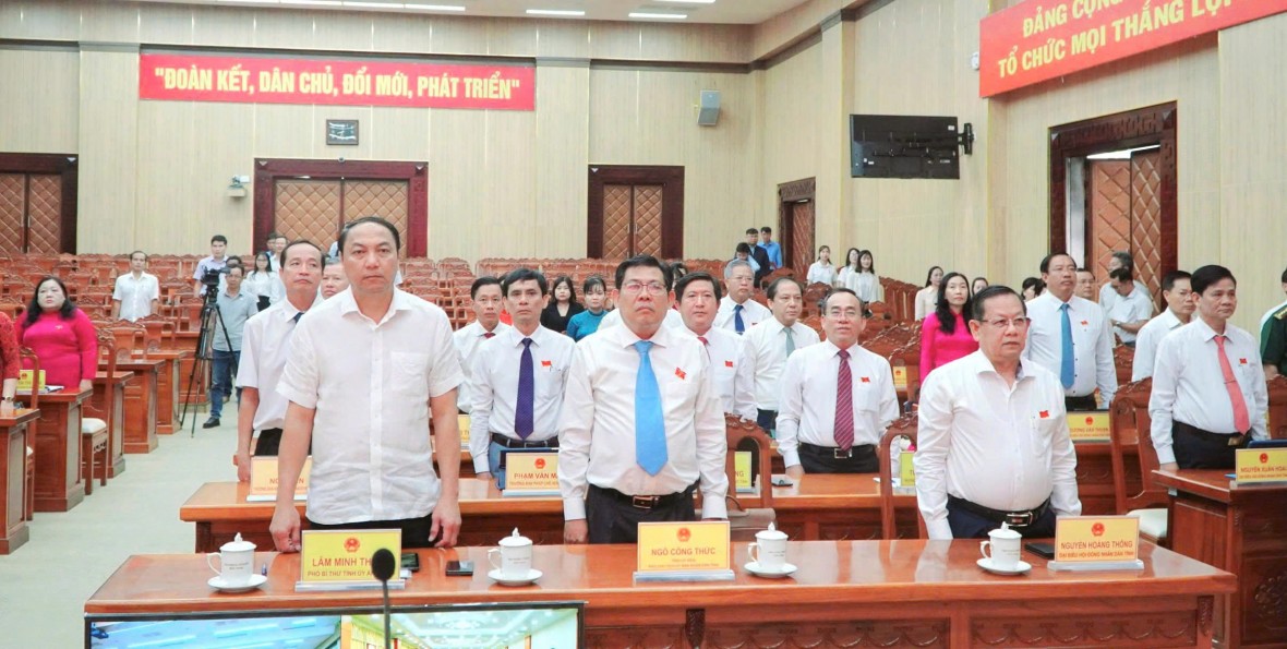 An Giang thông qua nhiều dự thảo nghị quyết quan trọng, sẵn sàng cho APEC 2027 An Giang thông qua nhiều dự thảo nghị quyết quan trọng, sẵn sàng cho APEC 2027