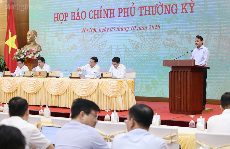 Tăng trưởng GDP 9 tháng cao nhất trong 15 năm qua