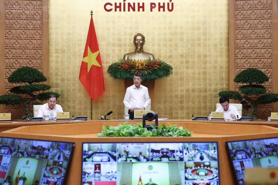 Thủ tướng Chính phủ Lê Minh Hưng chủ trì phiên họp. Ảnh: VGP
