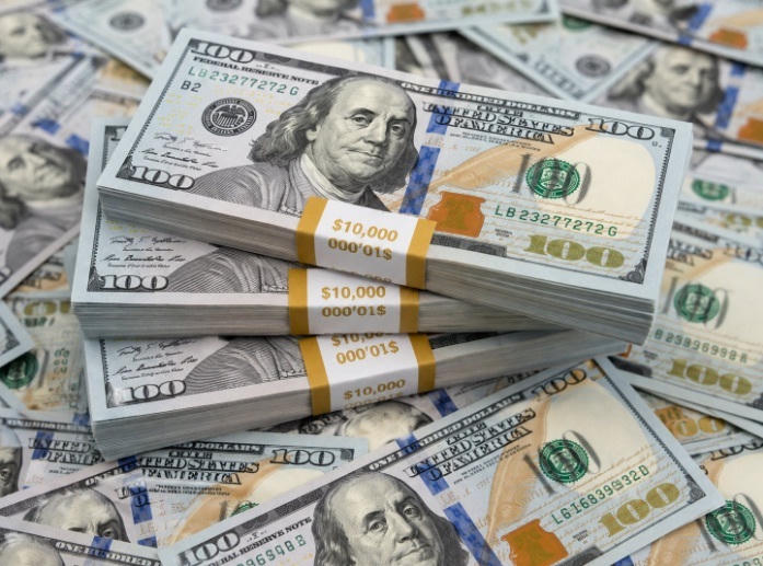 Đường dây vận chuyển 52 triệu USD qua biên giới có sự tiếp tay của 2 nhân viên ngân hàng. (Hình minh họa)