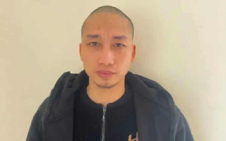 Đối tượng truy nã Bùi Đức Long. Ảnh Công an Hà Nội.