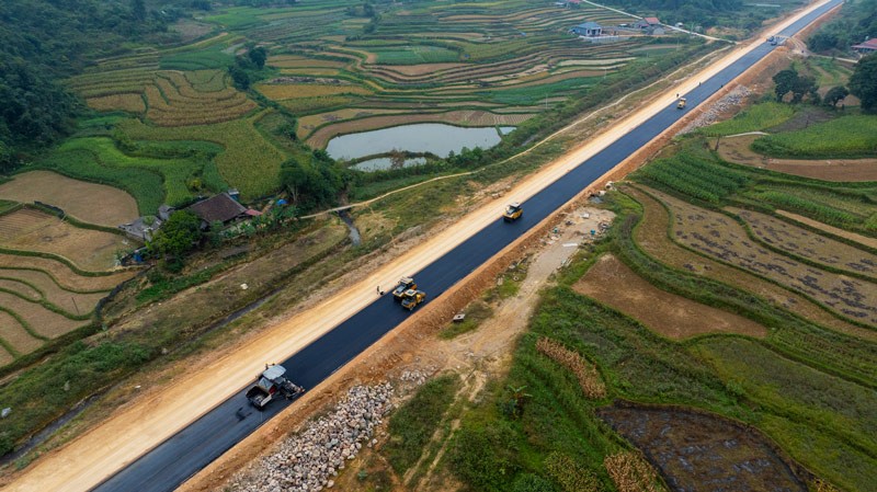 Giai đoạn 1 tuyến cao tốc Đồng Đăng – Trà Lĩnh được yêu cầu hoàn thành trong năm 2026 Giai đoạn 1 tuyến cao tốc Đồng Đăng – Trà Lĩnh được yêu cầu hoàn thành trong năm 2026