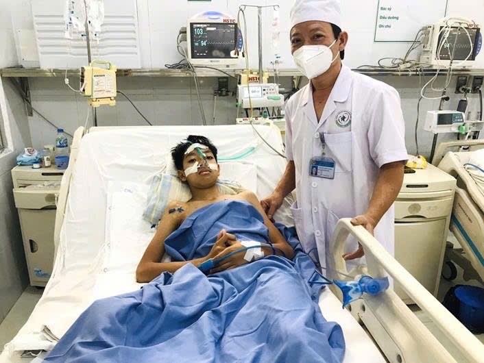 Những tấm Áo trắng nơi Khoa Cấp cứu – Bệnh viện Nhi đồng Đồng Nai