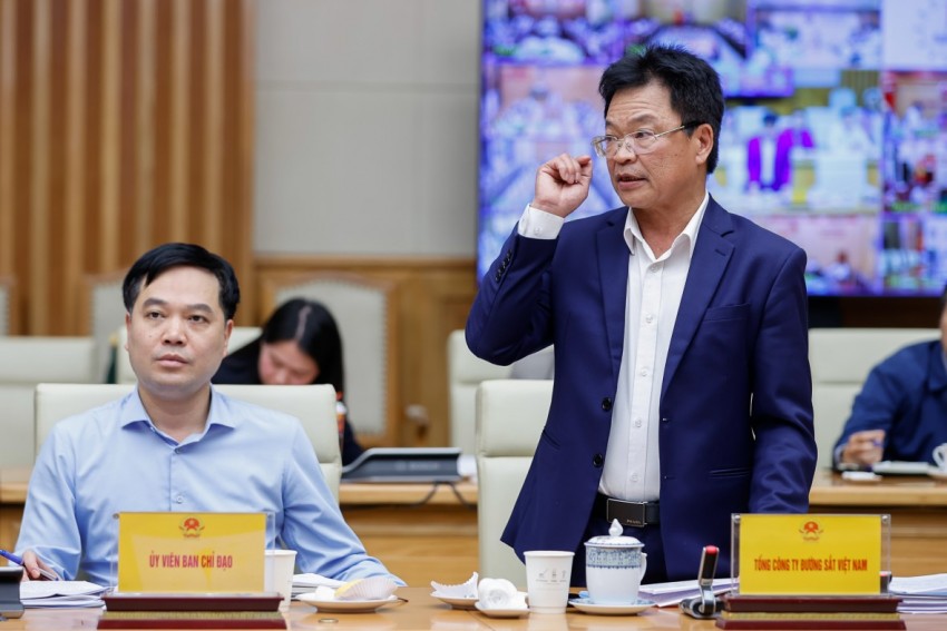 Thủ tướng: Phát triển công nghiệp đường sắt, hệ thống đường sắt với tầm nhìn 100 năm