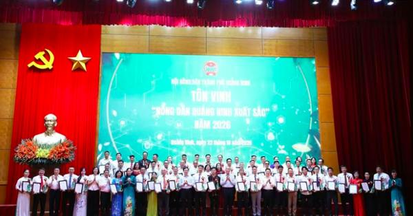 Quảng Ninh tôn vinh 63 nông dân xuất sắc và trao kỷ niệm chương “Vì giai cấp nông dân Việt Nam”