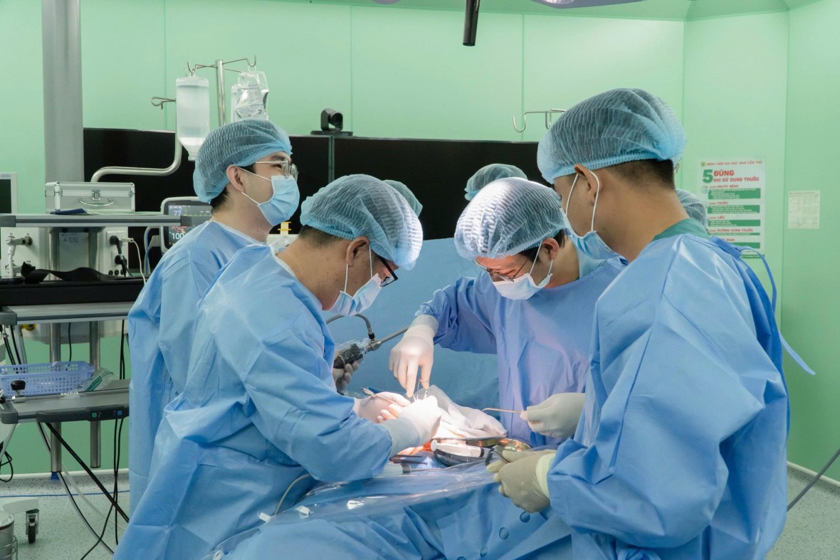 Bệnh viện Đại học Nam Cần Thơ đạt chứng nhận tiêu chuẩn chất lượng AACI Hoa Kỳ Bệnh viện Đại học Nam Cần Thơ đạt chứng nhận tiêu chuẩn chất lượng AACI Hoa Kỳ