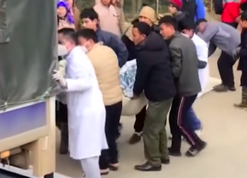 Hiện trường vụ tai nạn thảm khốc tại Lào Cai khiến nhiều người thương vong Hiện trường vụ tai nạn thảm khốc tại Lào Cai khiến nhiều người thương vong