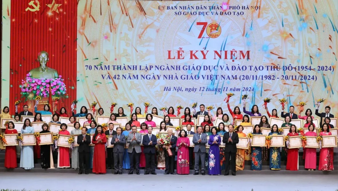 Danh sách 32 cá nhân được đề nghị xét tặng danh hiệu