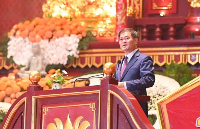 Chủ tịch UBND tỉnh Bùi Văn Khắng phát biểu khai mạc lễ hội Xuân Yên Tử 2026. Chủ tịch UBND tỉnh Bùi Văn Khắng phát biểu khai mạc lễ hội Xuân Yên Tử 2026.