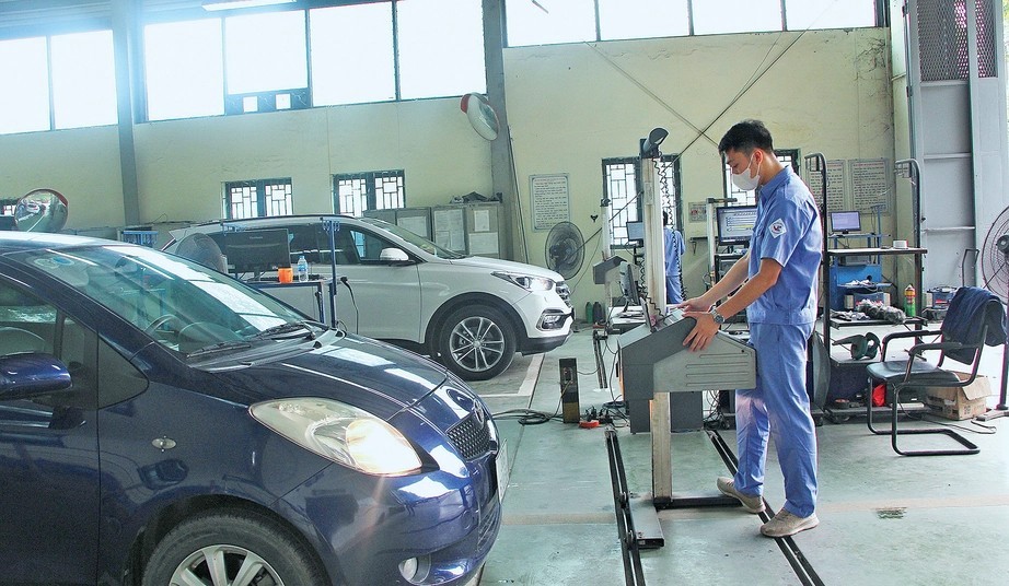 Khẩn trương khắc phục lỗi trong cấp giấy chứng nhận đăng kiểm điện tử Khẩn trương khắc phục lỗi trong cấp giấy chứng nhận đăng kiểm điện tử