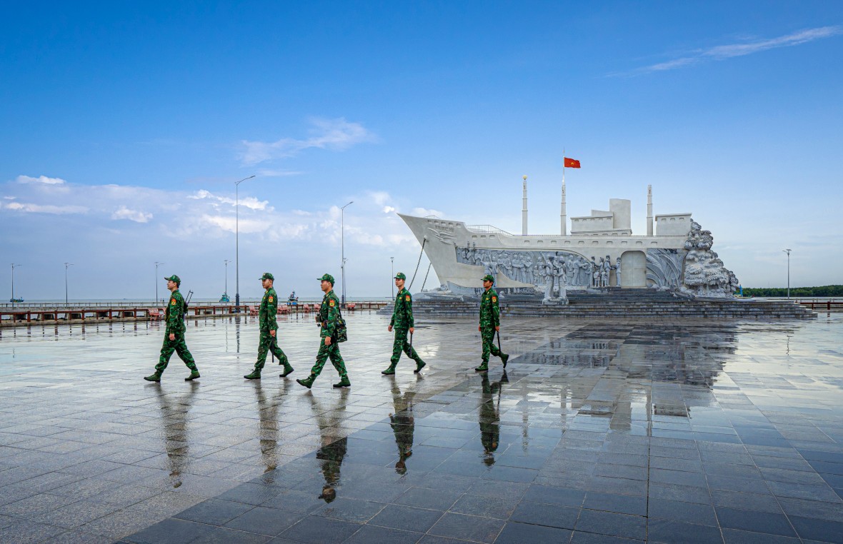 BĐBP Cà Mau giữ vững bình yên nơi địa đầu cực Nam Tổ quốc BĐBP Cà Mau giữ vững bình yên nơi địa đầu cực Nam Tổ quốc