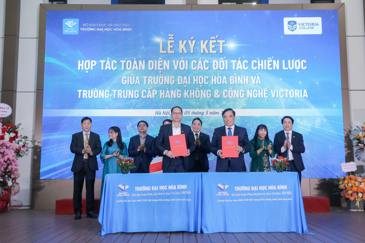 Trường Đại học Hòa Bình: Trao Quyết định bổ nhiệm Hiệu trưởng và ký kết hợp tác với các đối tác chiến lược