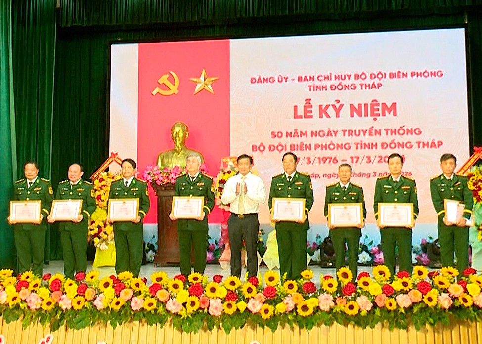 Long trọng Lễ Kỷ niệm 50 năm Ngày truyền thống Bộ đội Biên phòng tỉnh Đồng Tháp Long trọng Lễ Kỷ niệm 50 năm Ngày truyền thống Bộ đội Biên phòng tỉnh Đồng Tháp