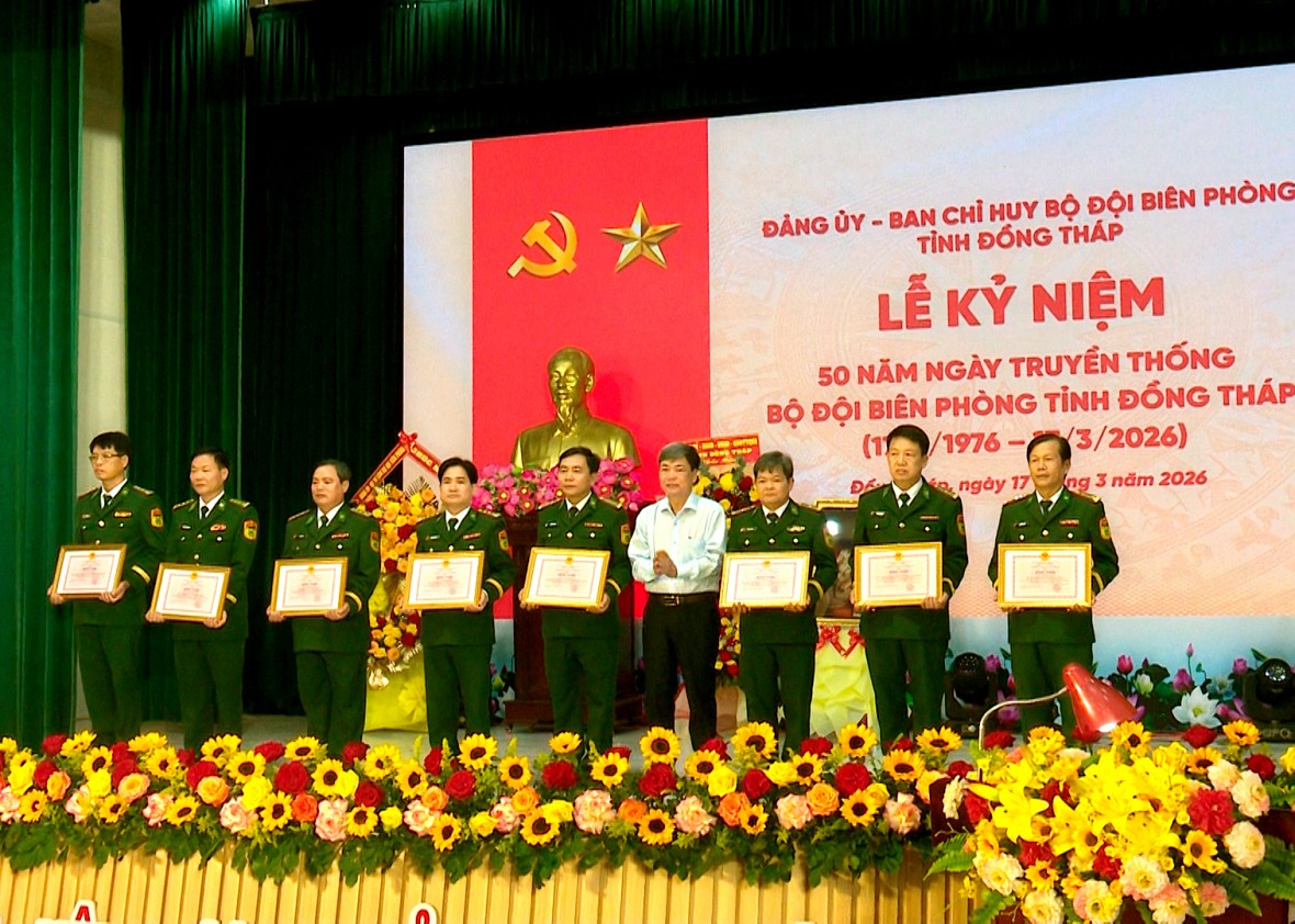 Long trọng Lễ Kỷ niệm 50 năm Ngày truyền thống Bộ đội Biên phòng tỉnh Đồng Tháp Long trọng Lễ Kỷ niệm 50 năm Ngày truyền thống Bộ đội Biên phòng tỉnh Đồng Tháp