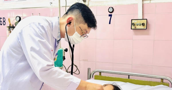 53 học sinh ở TPHCM nhập viện với triệu chứng nghi ngộ độc, nhiều em còn điều trị