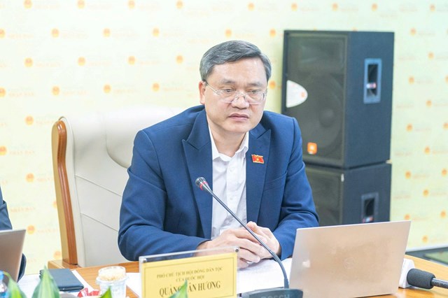 &Ocirc;ng Qu&agrave;ng Văn Hương ph&aacute;t biểu