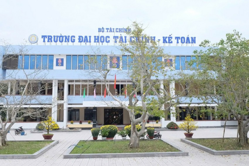 Sáp nhập hai trường đại học lớn thuộc Bộ Tài chính