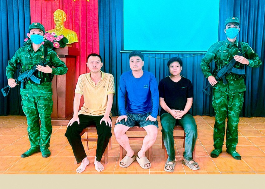 BĐBP Tây Ninh bắt giữ 03 người nước ngoài nhập cảnh trái phép vào Việt Nam BĐBP Tây Ninh bắt giữ 03 người nước ngoài nhập cảnh trái phép vào Việt Nam