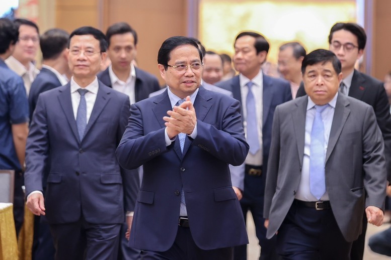 Thủ tướng: Biến mỗi người dân thành một 