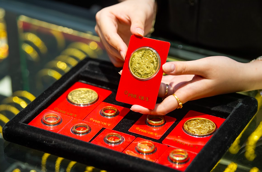 Giá vàng ngày 20/10: Vàng thế giới đi xuống khi đồng USD tăng mạnh- vàng trong nước giảm về 142 triệu đồng/lượng