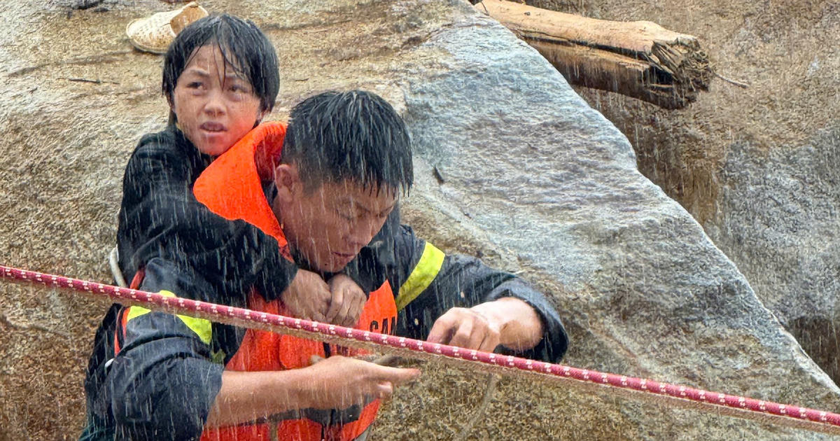 Những ngày không ngủ của chiến sĩ cứu nạn, cứu hộ vùng rốn lũ Lai Châu