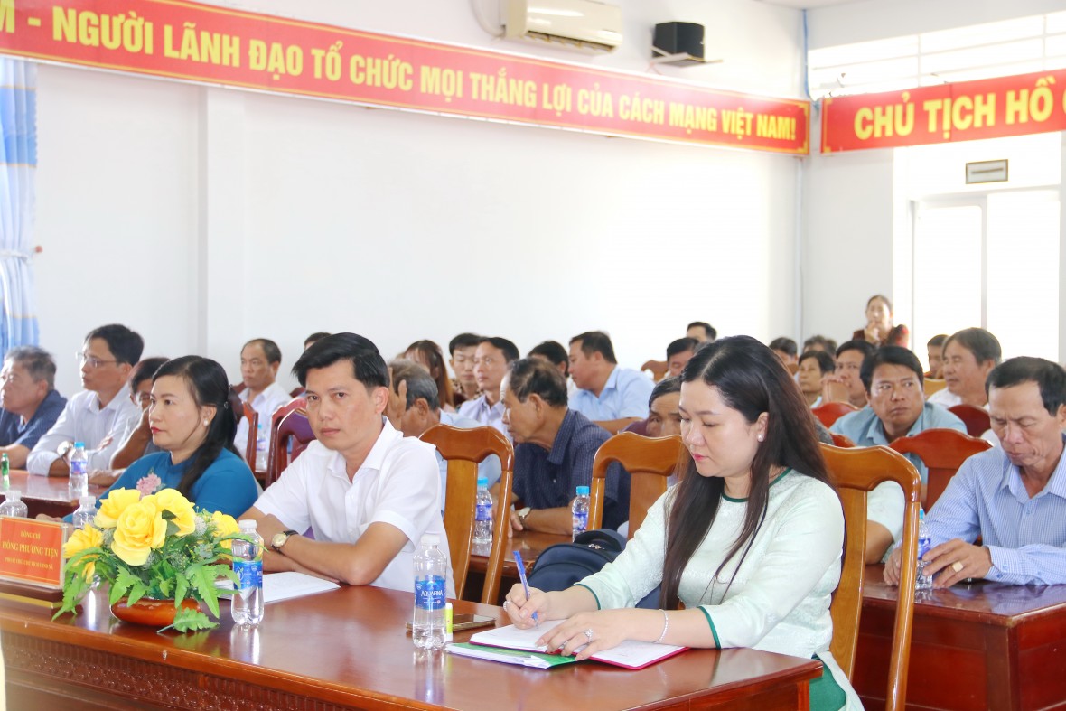 Ứng cử viên ĐBQH Phan Chí Hiếu: Khoảng cách địa lý không thể là khoảng cách của trách nhiệm