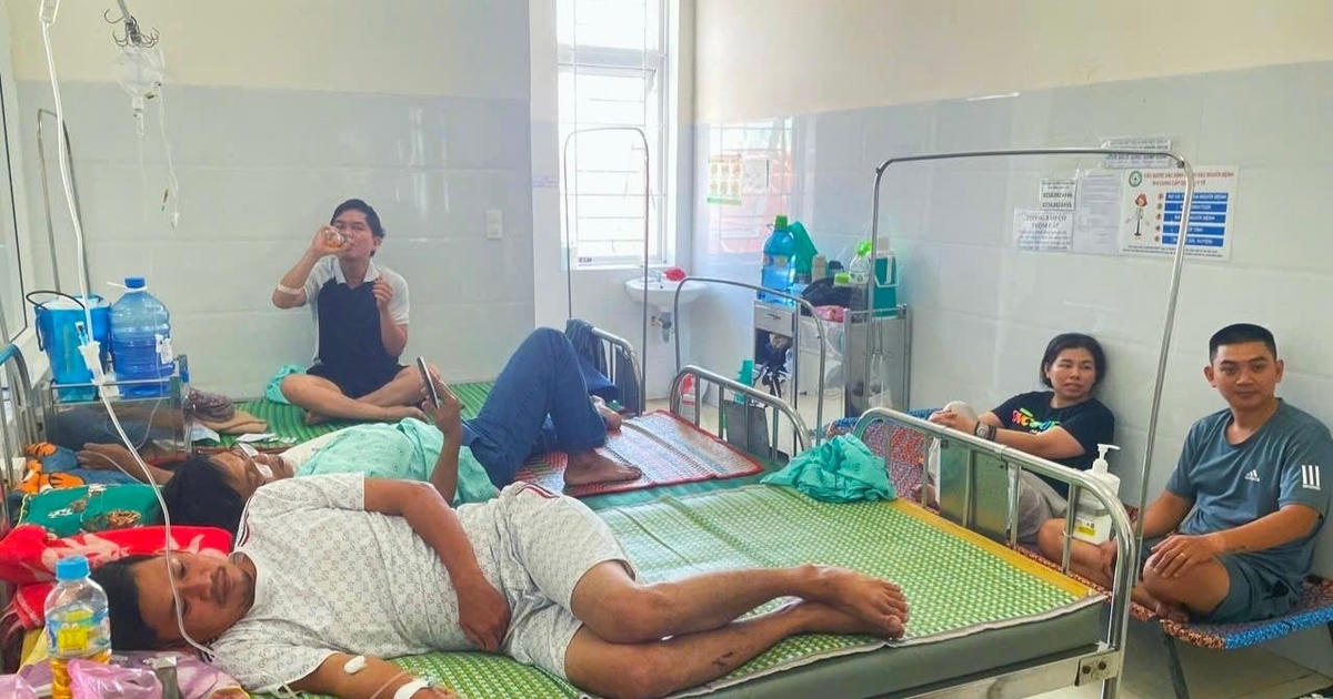 39 người nhập viện nghi ngộ độc sau khi ăn bánh mì ở Gia Lai