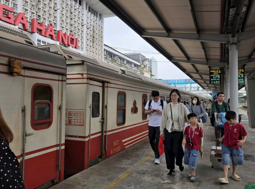 Hà Nội quy hoạch 6 tuyến đường sắt mới dài gần 300km. Ảnh: Thanh Thuý.